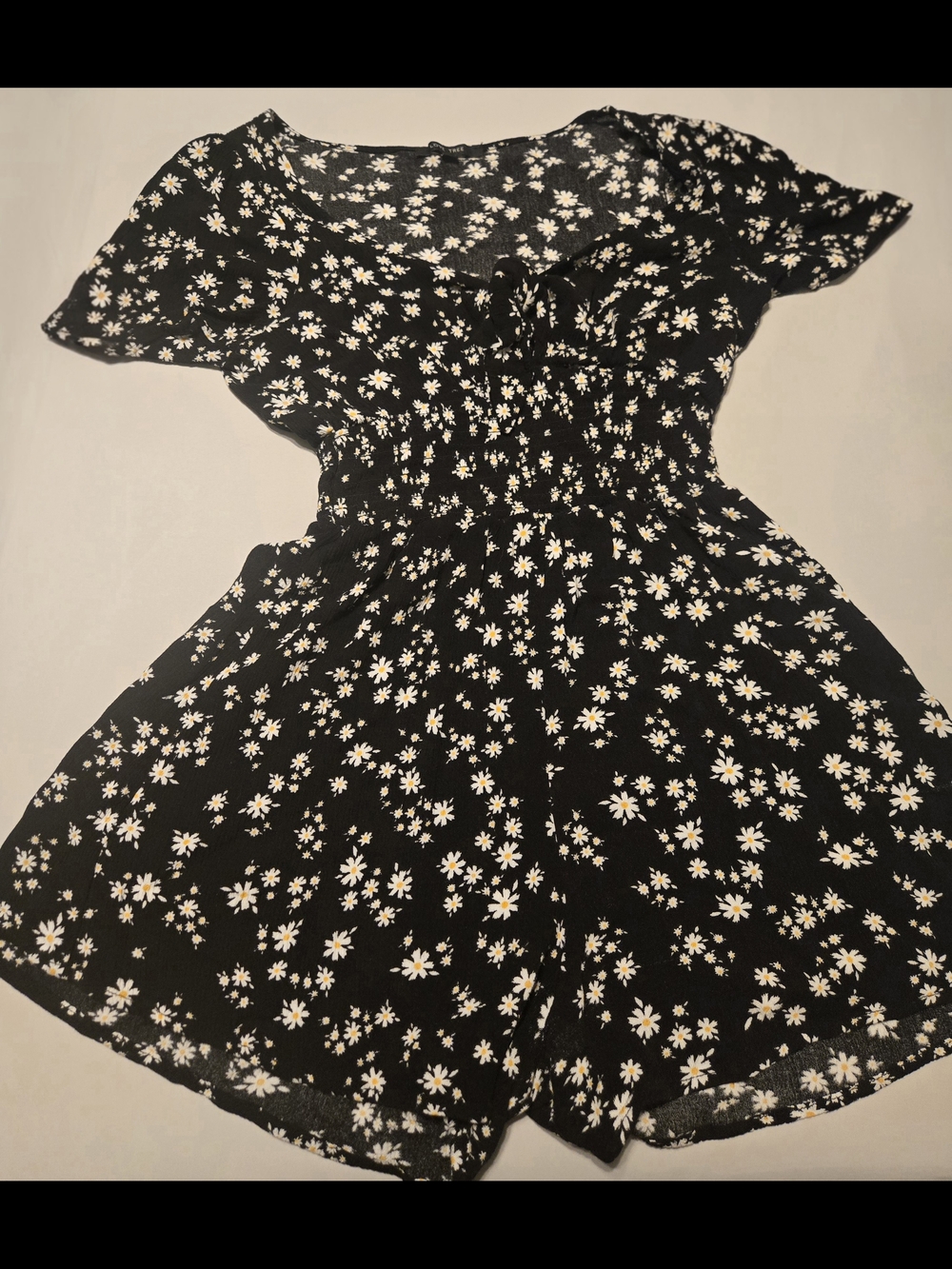 Black Daisy-Print Girls' Short Dress